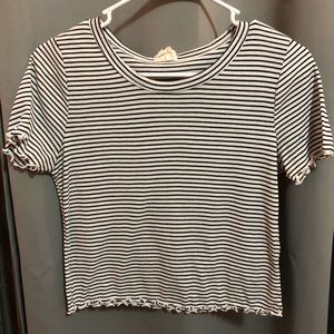 Cropped Tee